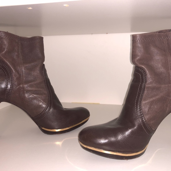 Tory Burch booties - Picture 1 of 4